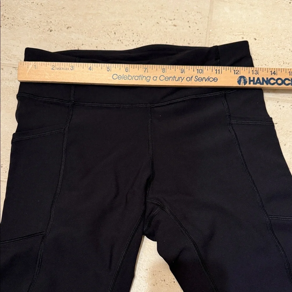 Lululemon 23” Women’s Tight Stuff leggings Size 6 Reflective Scallop Hem black - Picture 8 of 16